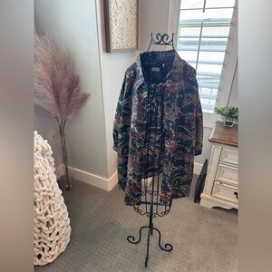 Men’s 100% Silk button up size XL